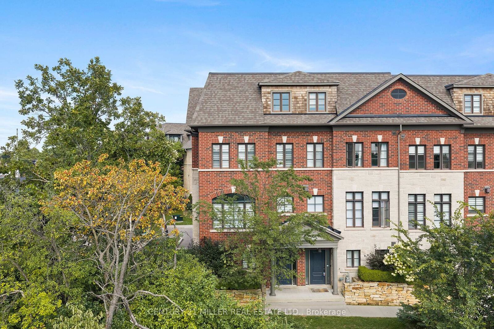 Property Photo:  2193 Lillykin Street  ON L6H 0N4 
