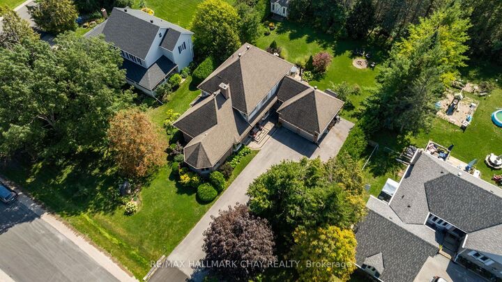 Property Photo:  9 Howard Drive  ON L0L 2E0 