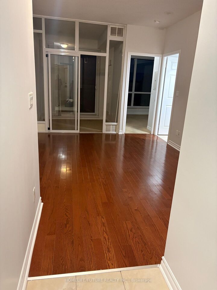 Property Photo:  18 Holmes Avenue 415  ON M2N 4L9 