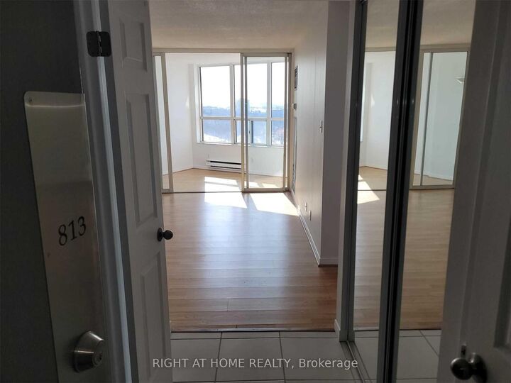 Property Photo:  6 Humberline Drive 813  ON M9W 6X8 