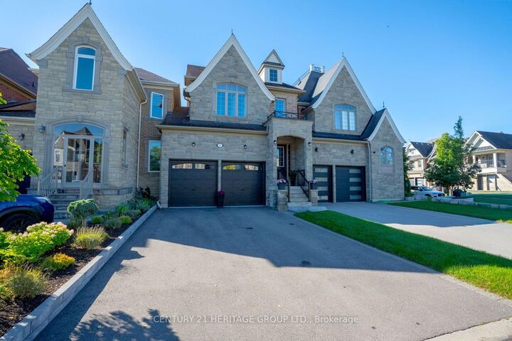 Property Photo:  67 Alex Campbell Crescent  ON L7B 1K9 