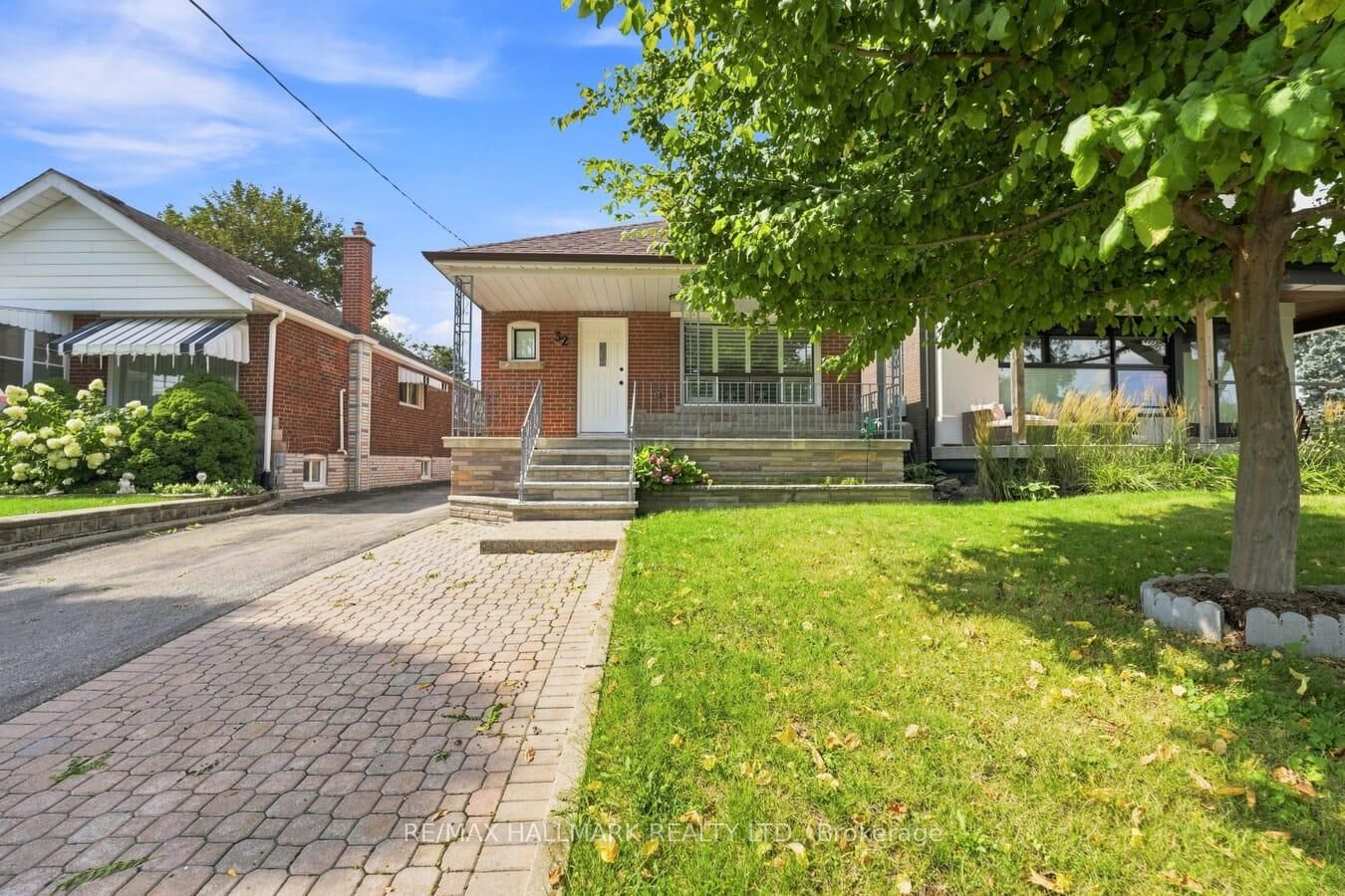 Property Photo:  32 Denvale Road  ON M4B 3B5 