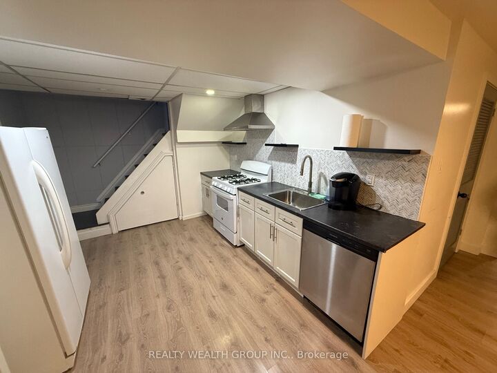 Property Photo: 82 Elvaston Drive Bsmt ON M4A 1N6