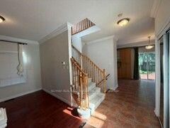 Property Photo:  16 Panorama Way  ON L8E 6C6 