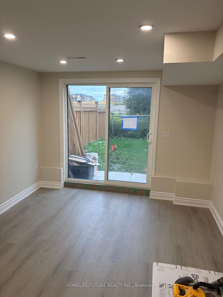 Property Photo:  1359 Klondike Drive Bsmt  ON L1T 0T1 