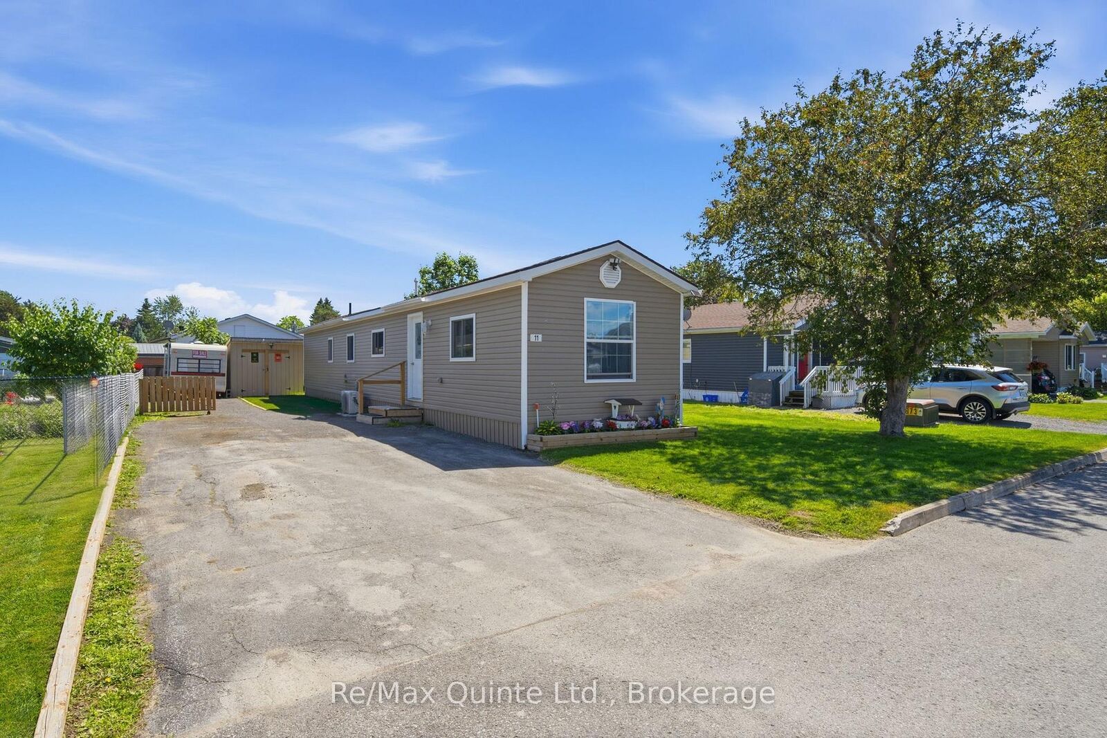 Property Photo:  11 Grouse Lane  ON K8N 4Z3 