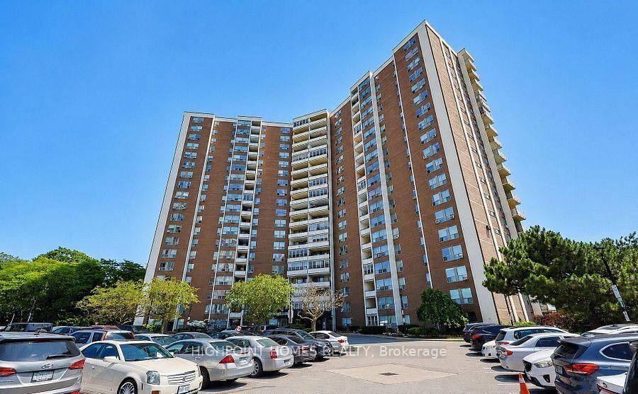 Property Photo: 60 Pavane Linkway Way 301 ON M3C 1A1