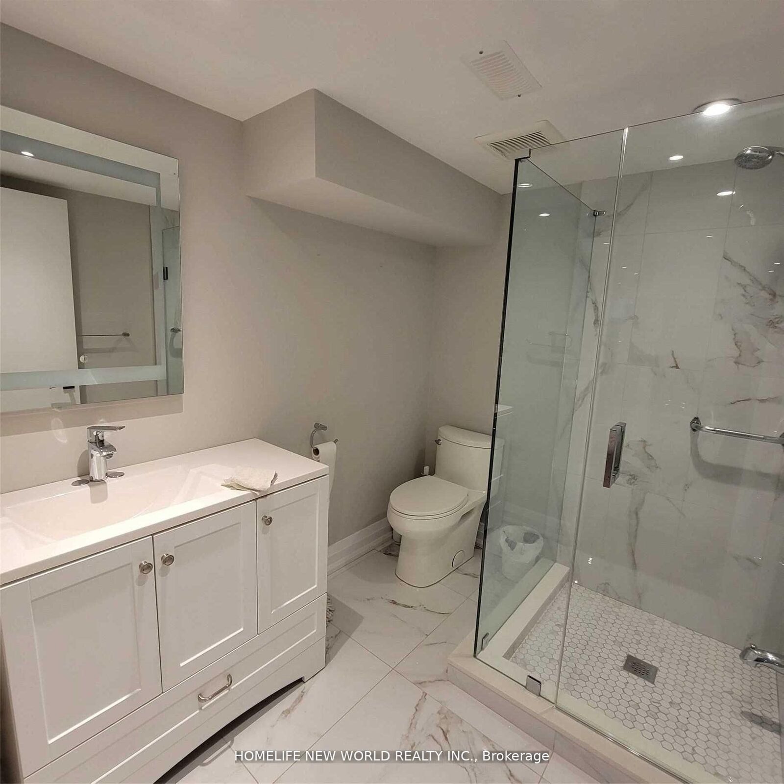Property Photo:  41 Brucewood Crescent  ON M6A 2G7 