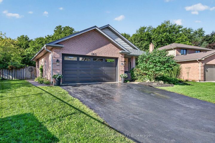 Property Photo:  165 Whisperwood Avenue  ON N6K 4C6 