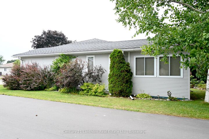 Property Photo:  1 Reynolds Place N  ON K0K 3L0 