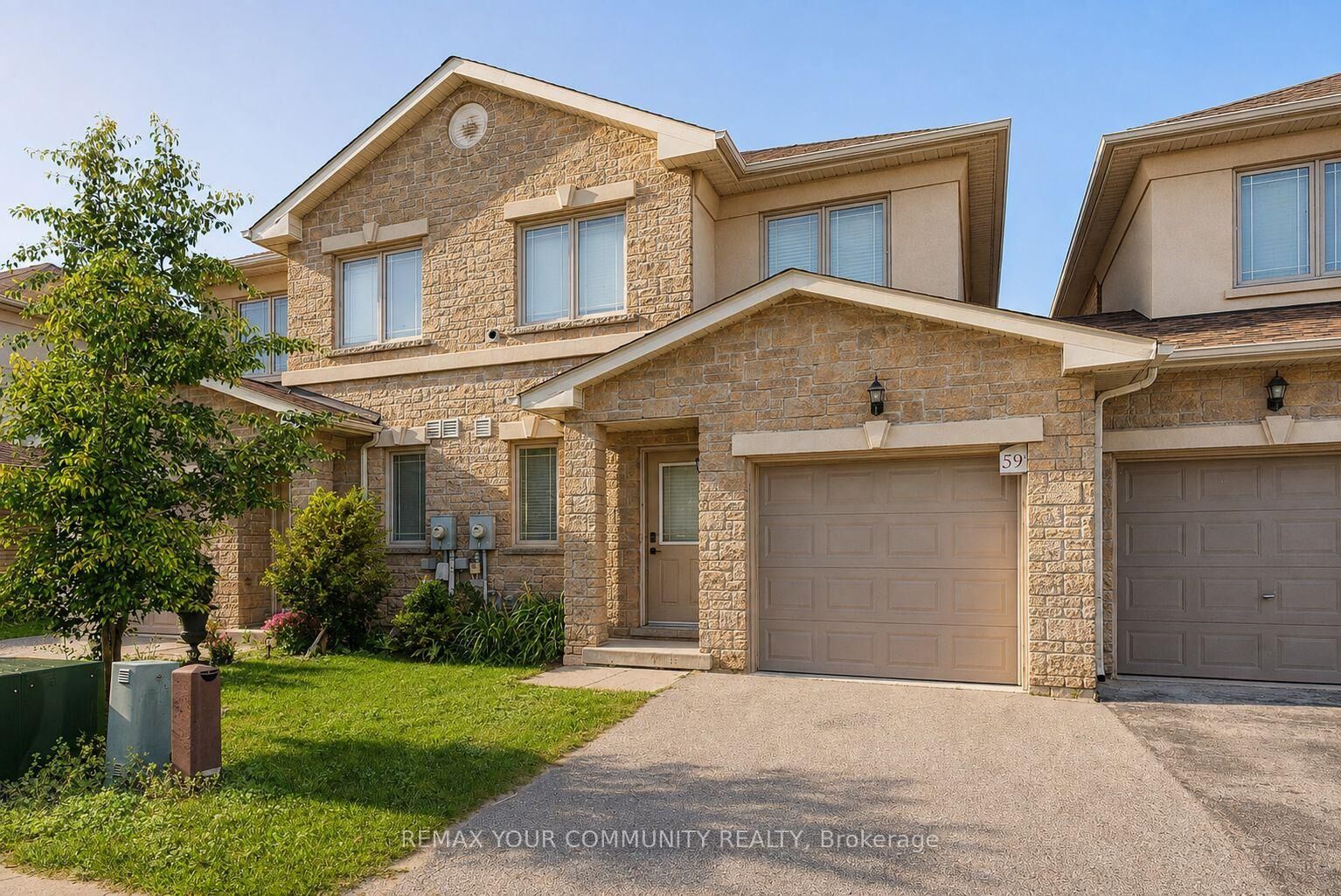 Property Photo:  175 Stanley Street 59 - Upper  ON L4M 0G2 