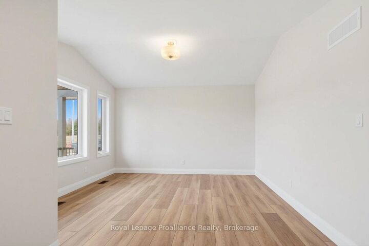 Property Photo:  41 Clayton John Avenue  ON K0K 1H0 