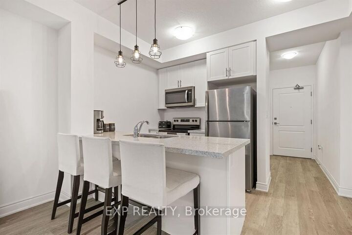 Property Photo:  450 Dundas Street E 806  ON L8B 1Z2 