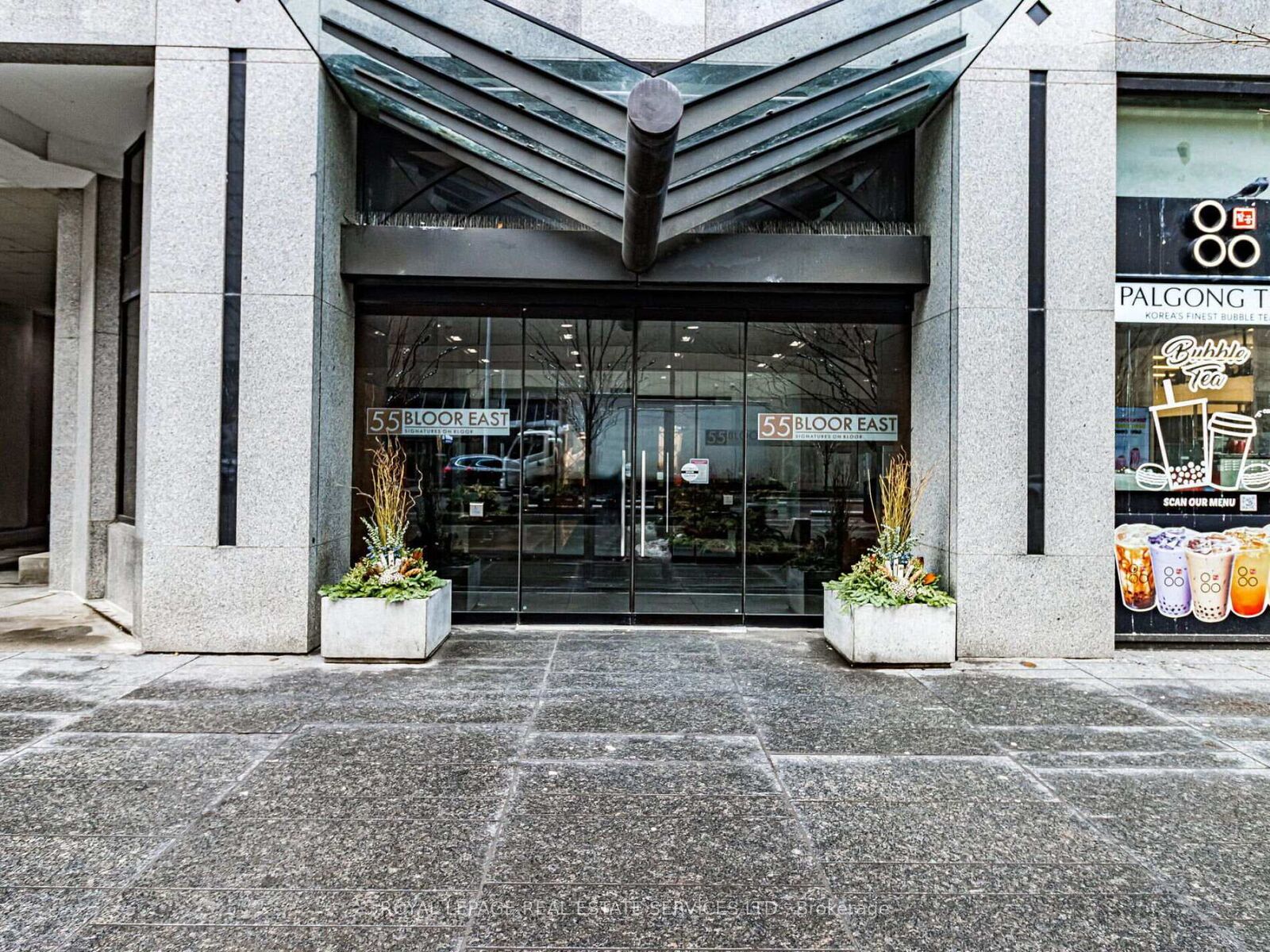 Property Photo:  55 Bloor Street E 802  ON M4W 3W6 