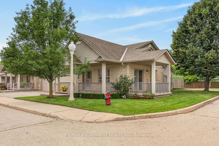Property Photo:  34 Southbrook Drive 23  ON L0R 1C0 