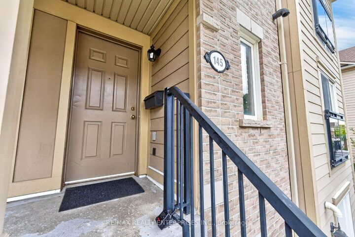 Property Photo: 4975 Southampton Drive 145 ON L5M 8C8