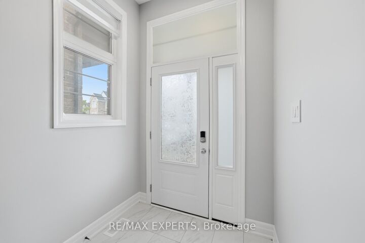 Property Photo:  1296 Aymond Crescent W  ON L6H 7W8 