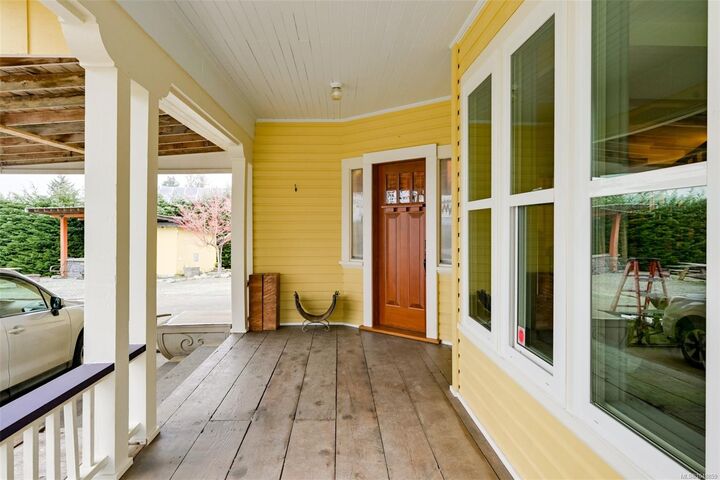 Property Photo:  4890 Wilson Rd  BC V9L 6L5 