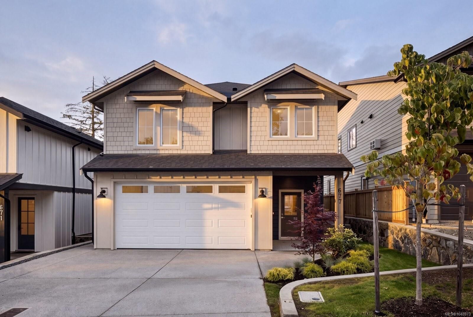 Property Photo:  677 Madrona Pl  BC V9B 6C6 