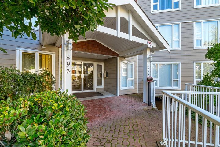 Property Photo:  893 Hockley Ave #401  BC V9B 2V8 
