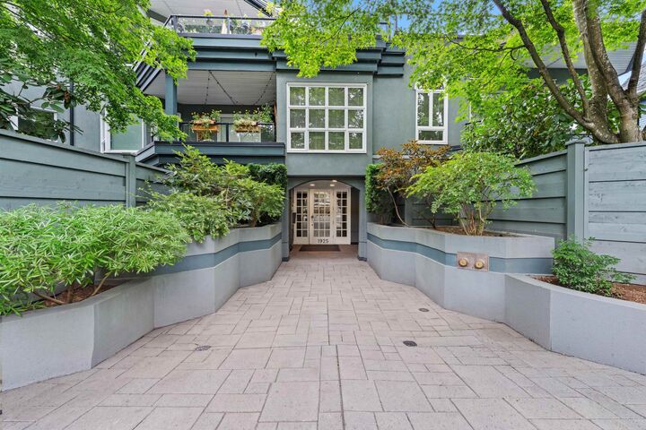 Property Photo:  1925 W 2nd Avenue 304  BC V6J 1J2 