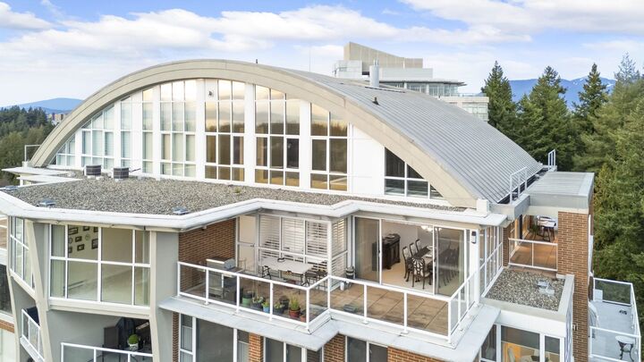 Property Photo: 5615 Hampton Place 1700 BC V6T 2H1