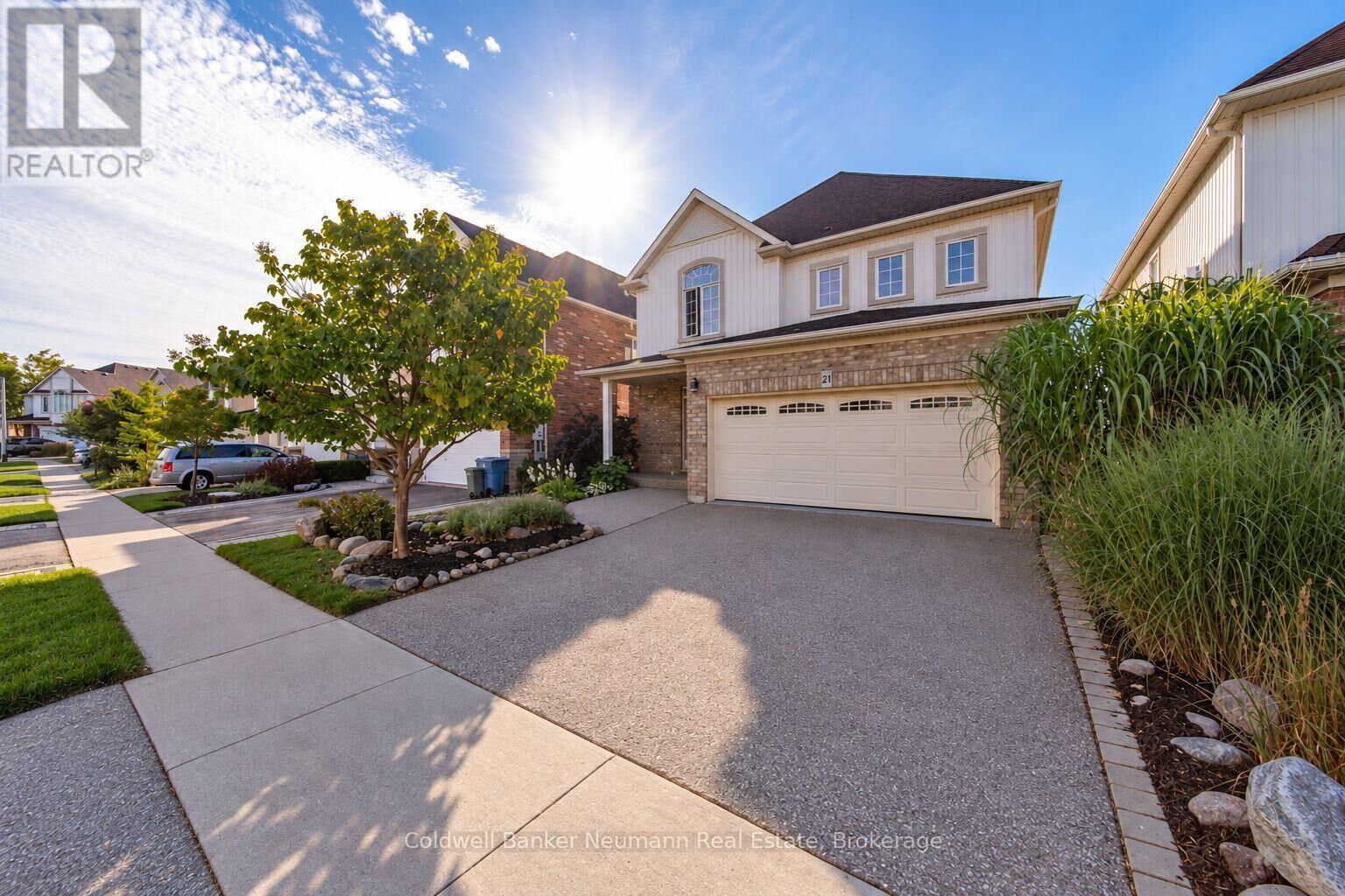 Property Photo:  21 Trimble Crescent  ON N1E 0H2 
