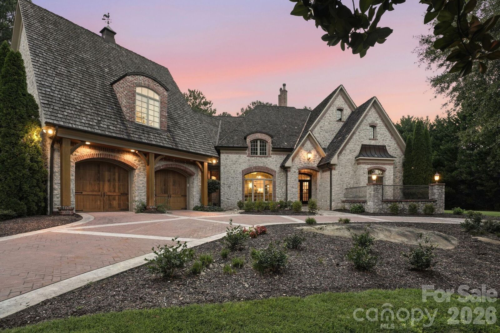Property Photo:  1515 Baltusrol Drive  NC 28037 