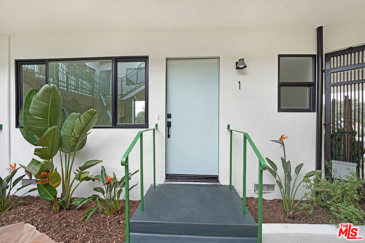 Property Photo: 16185 W Sunset Blvd, Unit 1 CA 90272