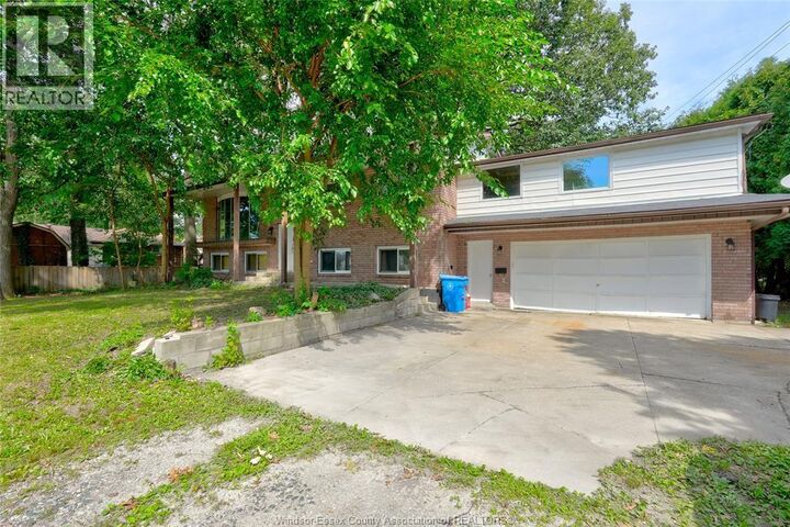 Property Photo:  725 Maple Avenue  ON N9J 2P5 