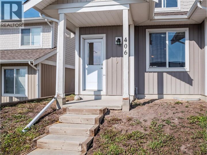 Property Photo:  1617 88 Avenue 406  BC V1G 0E8 