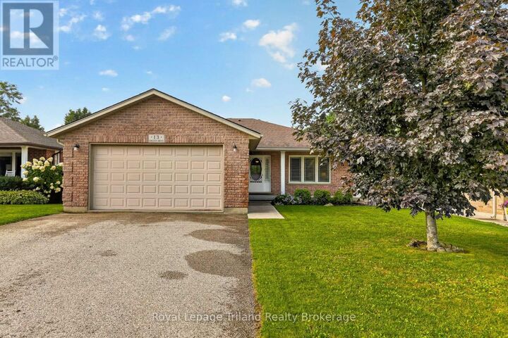 Property Photo:  13 Shelton Drive  ON N5C 4G1 