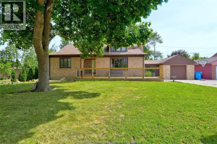 Property Photo:  2574 Buckingham  ON N8T 2B6 