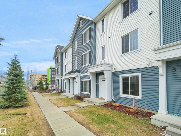 Property Photo:  735 Allard Boulevard SW 4  AB T6W 3W5 