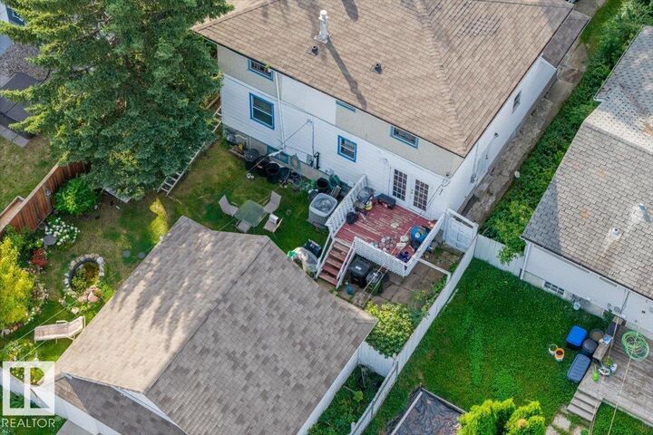 Property Photo:  14608 93 Avenue NW  AB T5R 5G6 