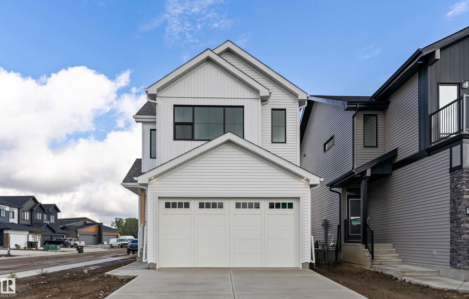 Property Photo:  210 Stetson Loop  AB T8E 0C1 