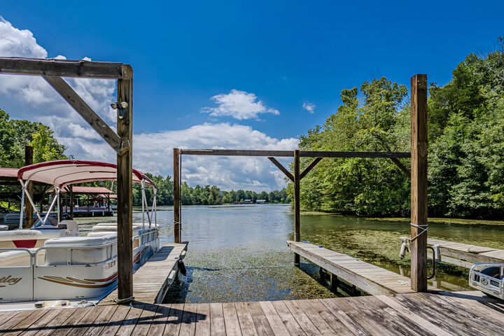 Property Photo: 6725 State Highway 304 TN 37880