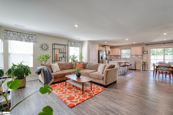 Property Photo:  1038 Hunter Green Lane  SC 29302 