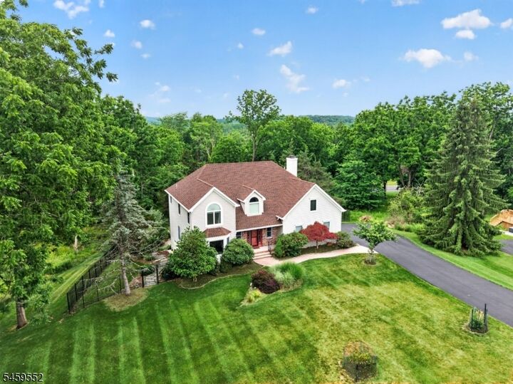 Property Photo:  6 Chaucer Dr  NJ 08801 