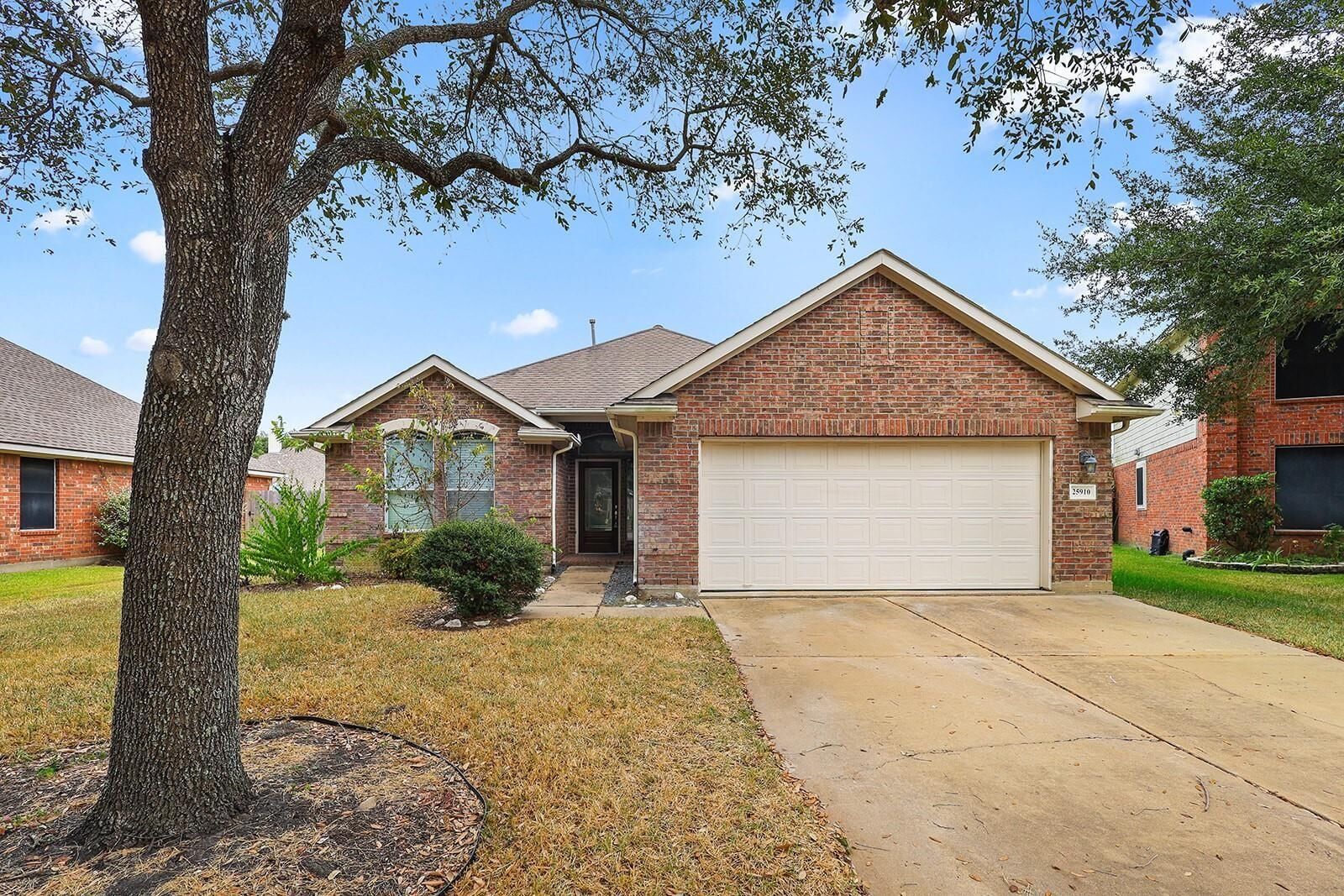 Property Photo:  25910 N Lakefair Dr Drive  TX 77406 