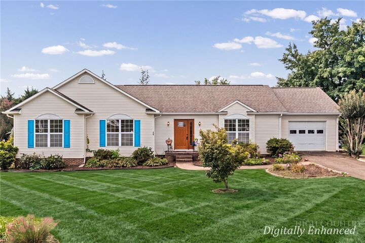 Property Photo: 103 Blairfield Court NC 28659