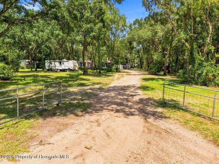 Property Photo:  7395 Robb Road  FL 34602 