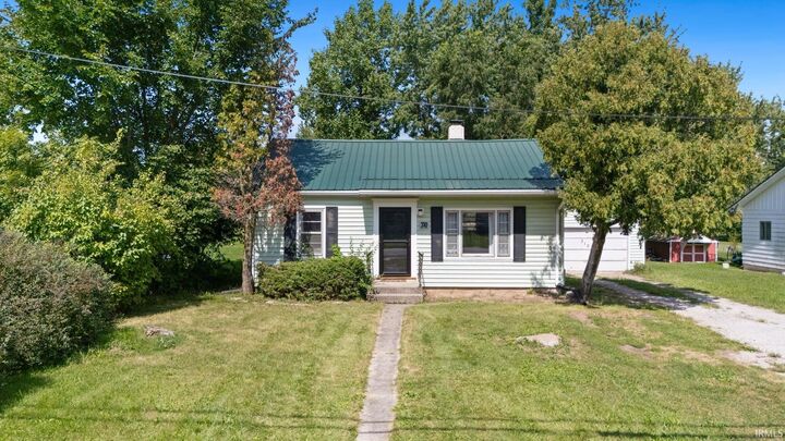 Property Photo:  310 E Walnut Street  IN 46793 