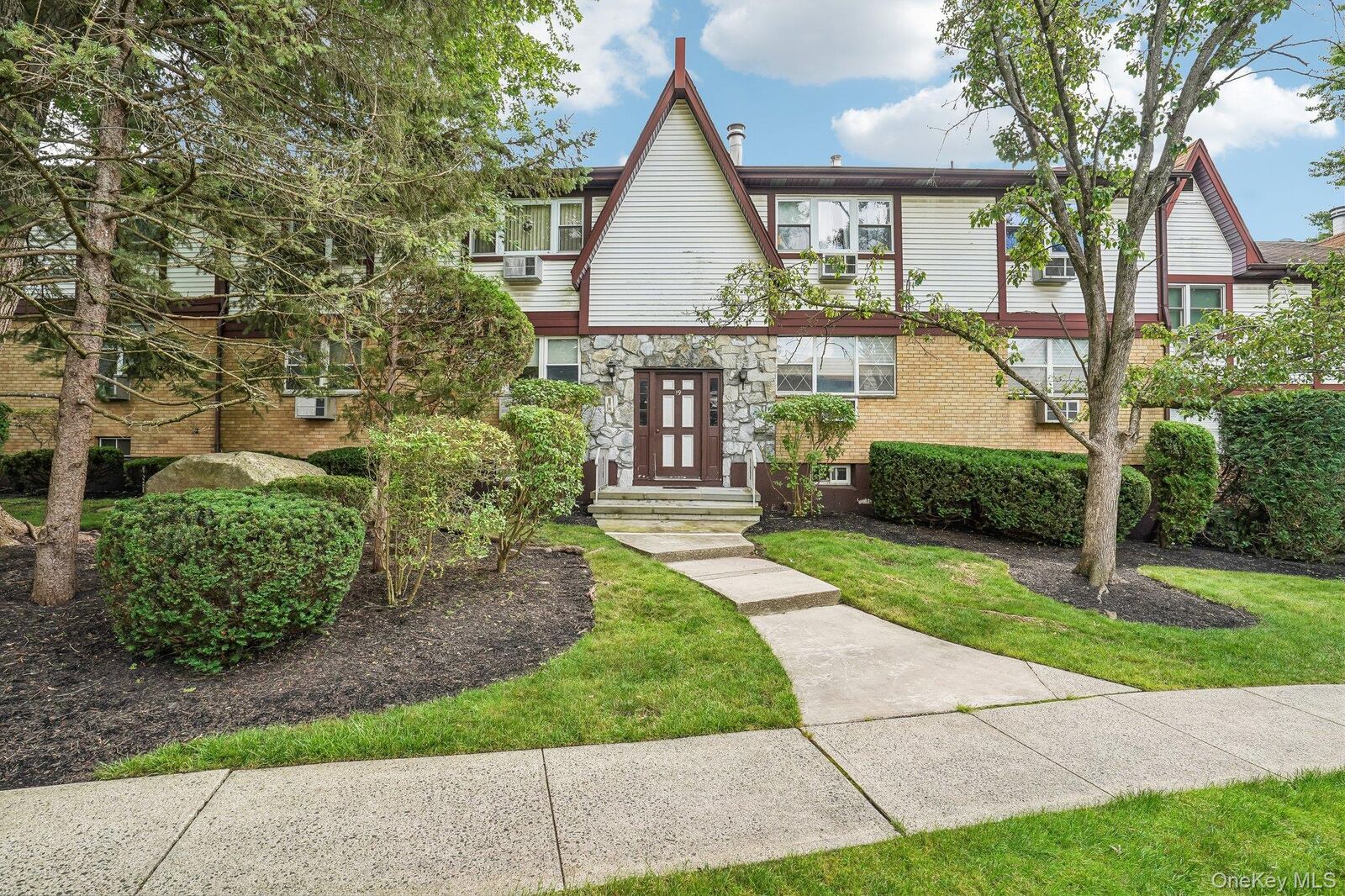 Property Photo: 19 Somerset Drive NY 10901