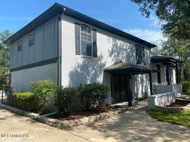 Property Photo: 900 S Sea Cove Street MS 39581