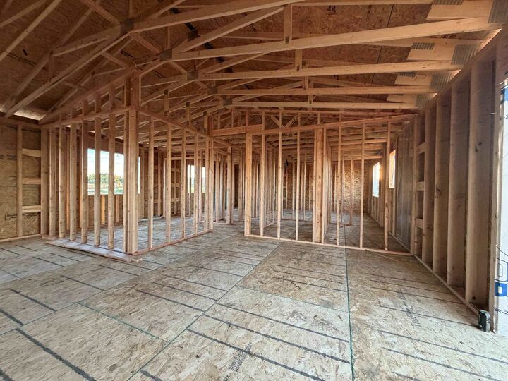 Property Photo: 5325 Sage Dr SE ND 58701