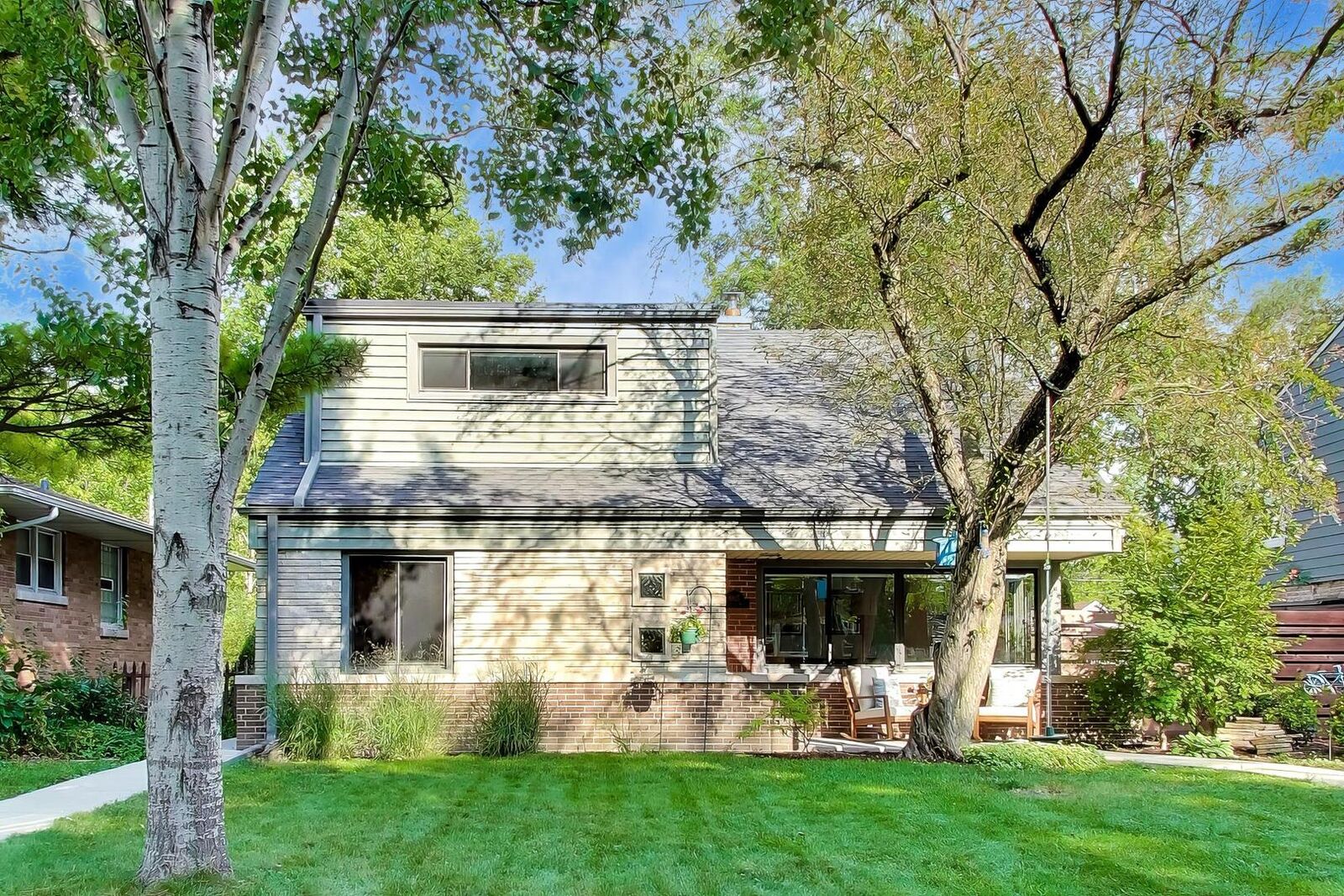 Property Photo:  8835 Forestview Road  IL 60203 