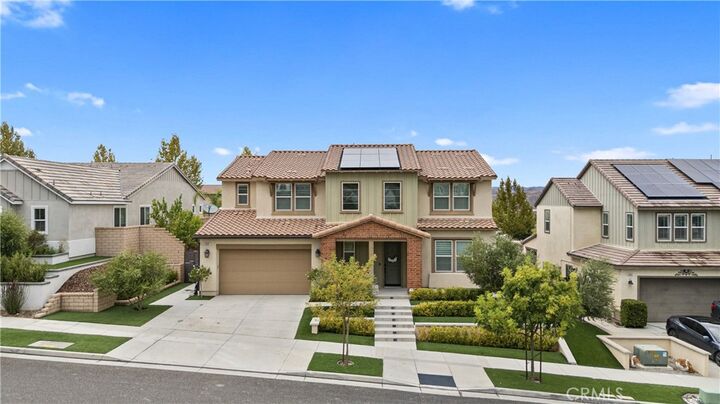 Property Photo:  25041 Aspen Falls  CA 91387 