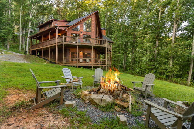 Property Photo:  34 Highland Forest Trail  GA 30560 
