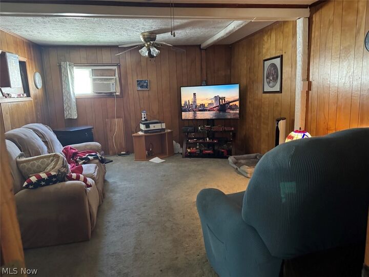 Property Photo:  1415 Eleanor Drive  OH 44004 